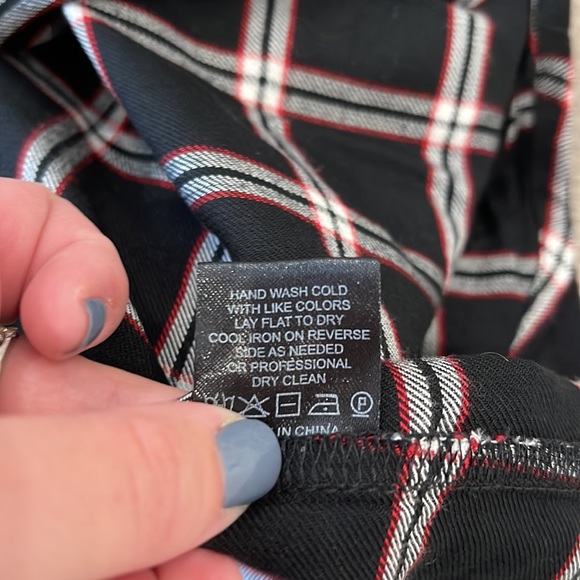 Generation Love Marta Plaid Double-layer Turtleneck Top In Black Plaid - Picture 4 of 5